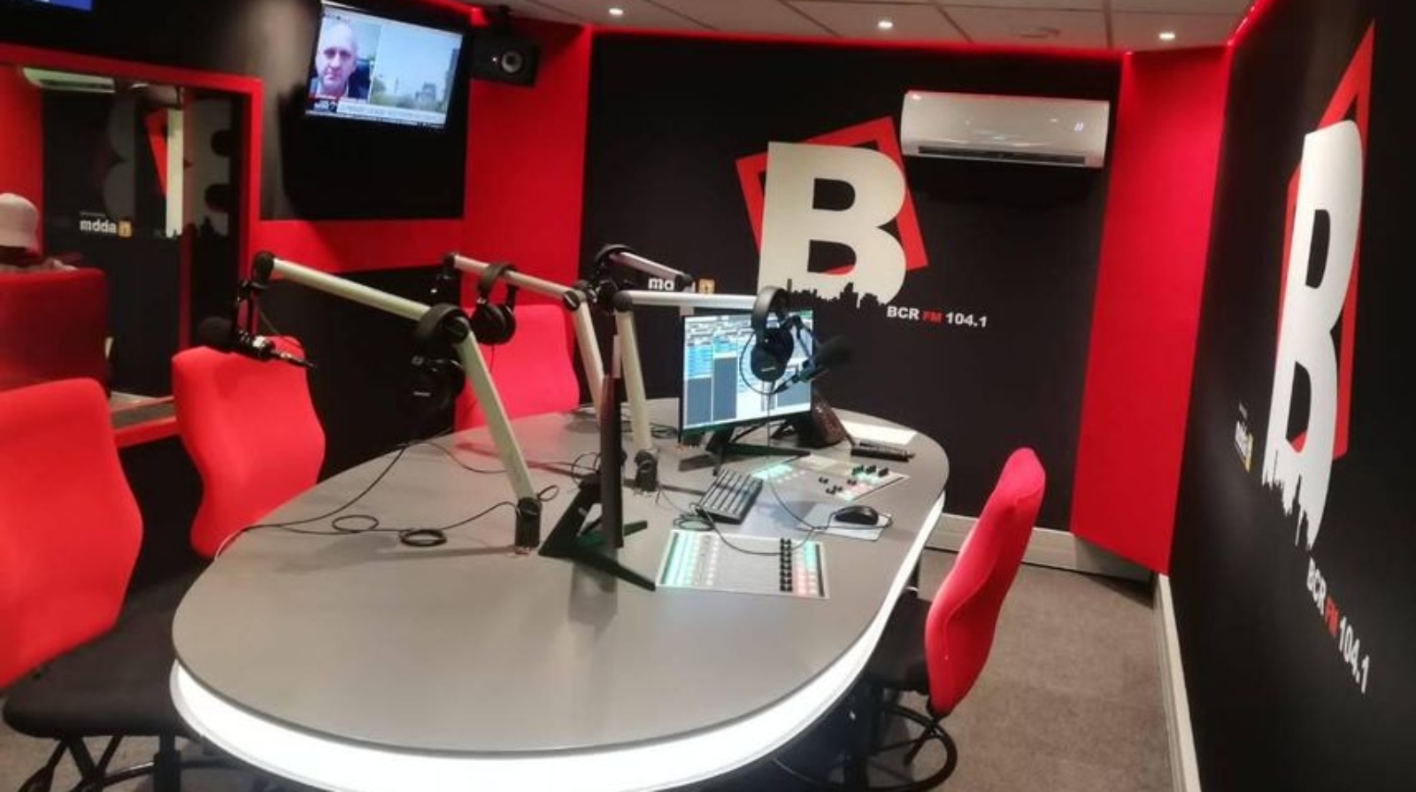 Lack of funds sees 25yearold radio station closing down